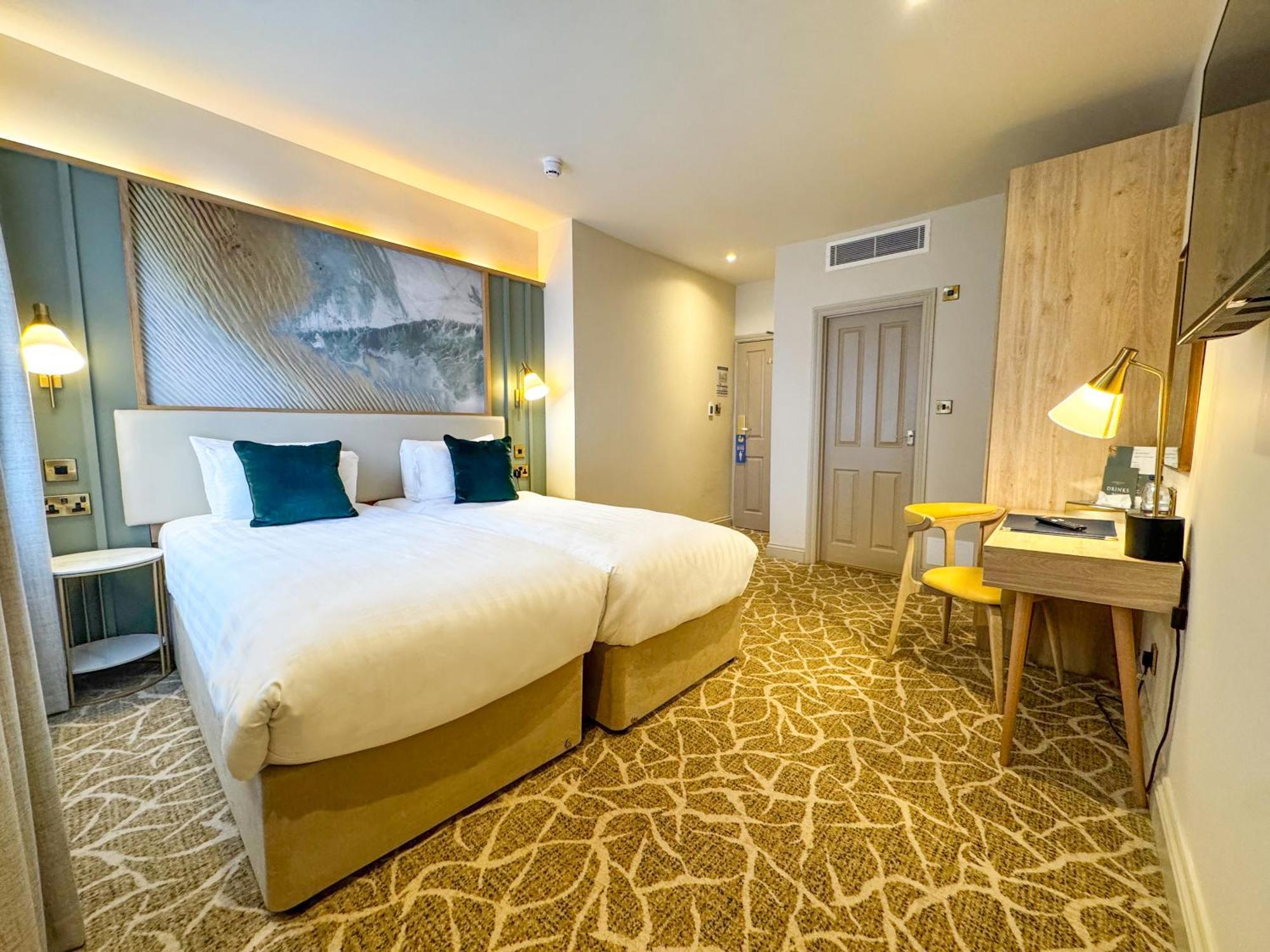 เดอะ เฮอร์มิเทจ โฮเต็ล - โอเชียนา คอลเลคชั่น Hotel บอร์นมัธ ภายนอก รูปภาพ